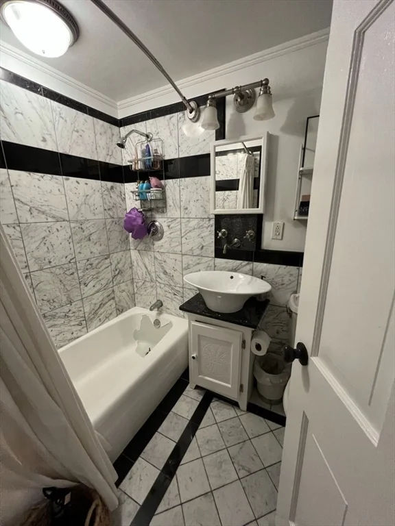 56 Commonwealth Ave, Back Bay