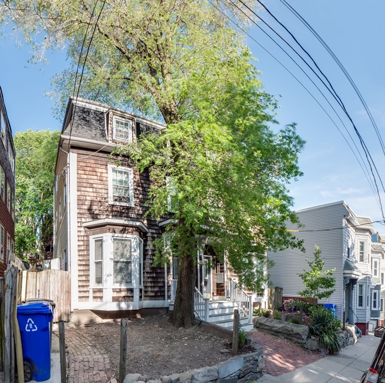 28 Mercer, South Boston's Dorchester Heights