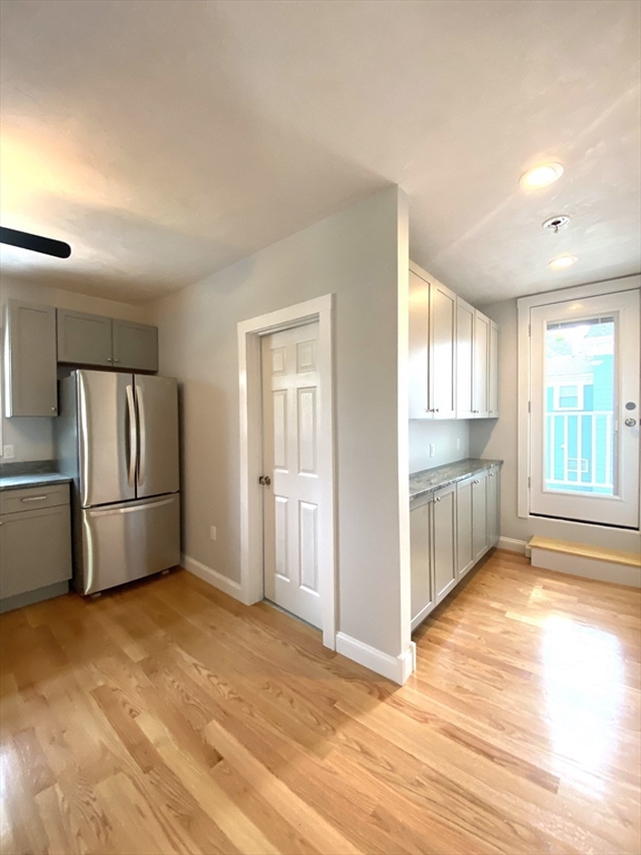 21 Summit Ave, Prospect Hill