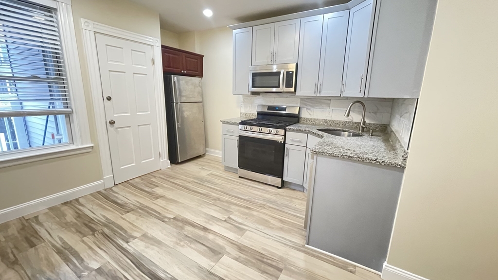 24 Howell St, Dorchester