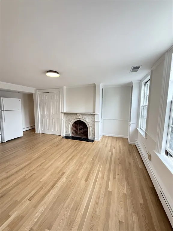 313 Essex St, Salem