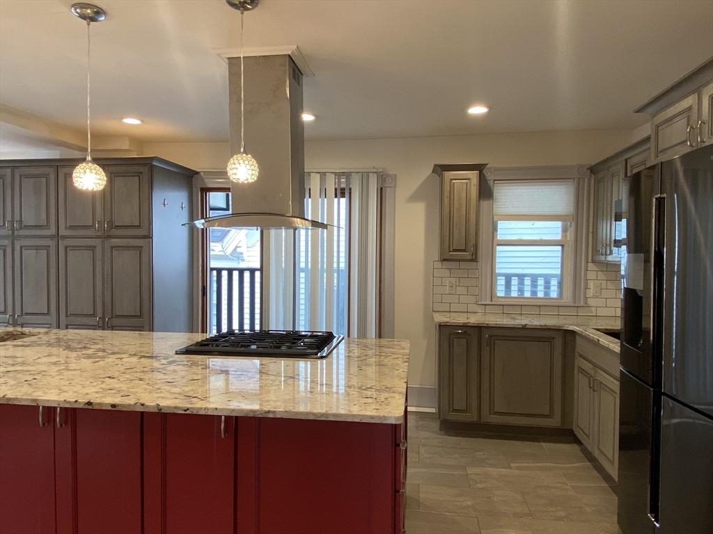 99 Walnut St, Malden