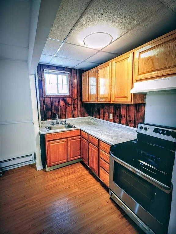 1071 W Boylston, Greendale