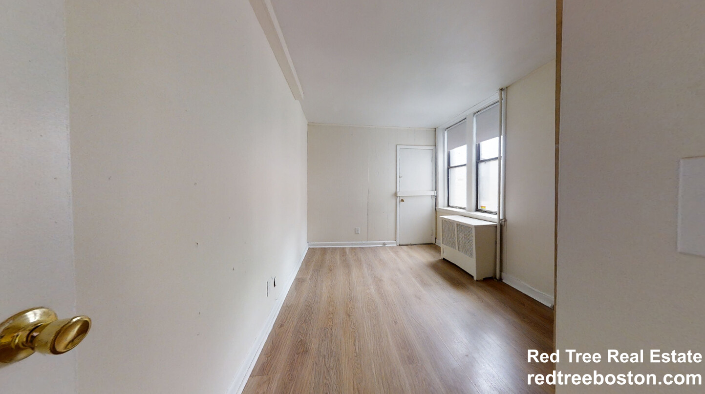 1131 Commonwealth Ave, Allston