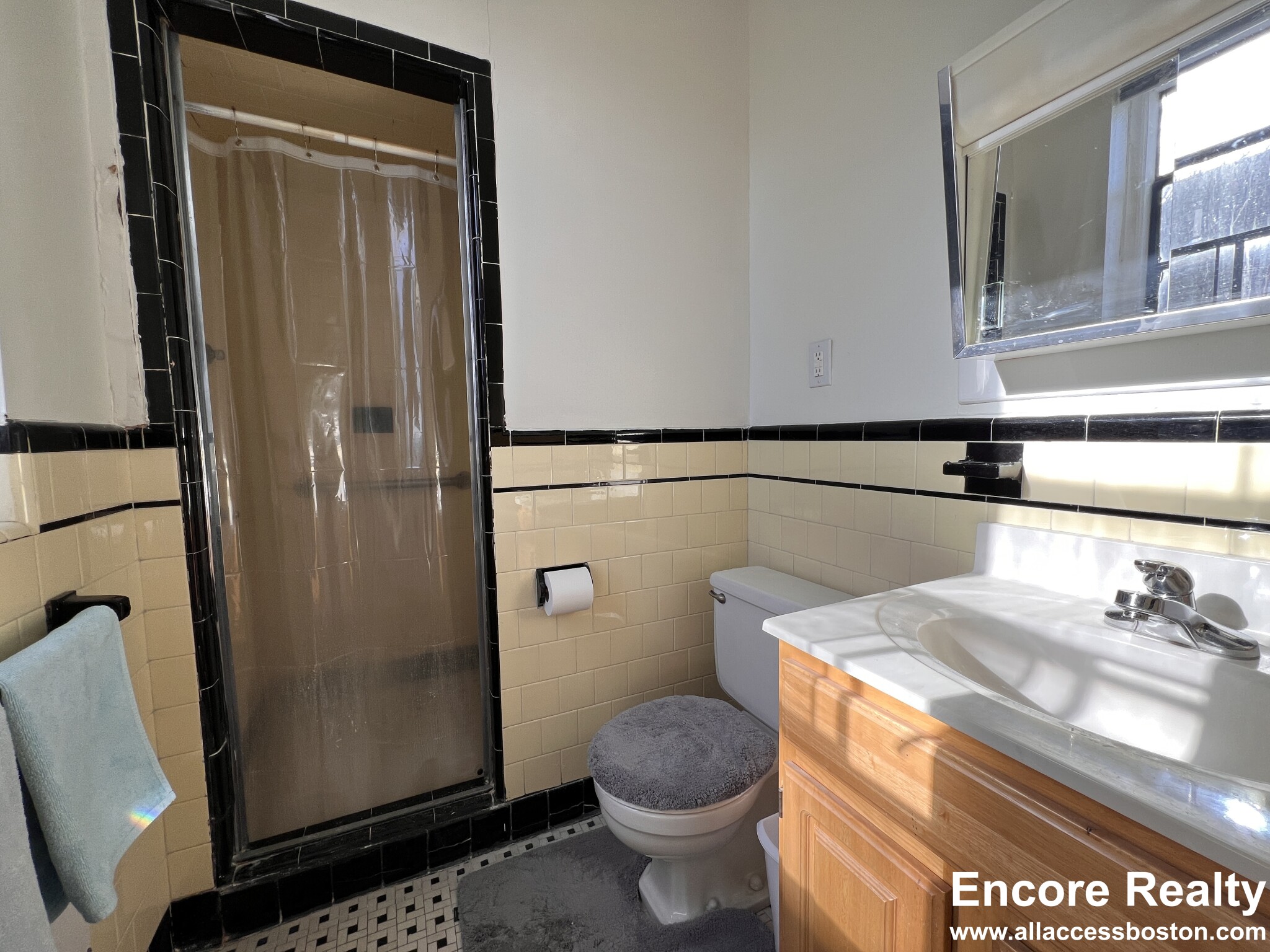 93 Longwood Ave, Coolidge Corner