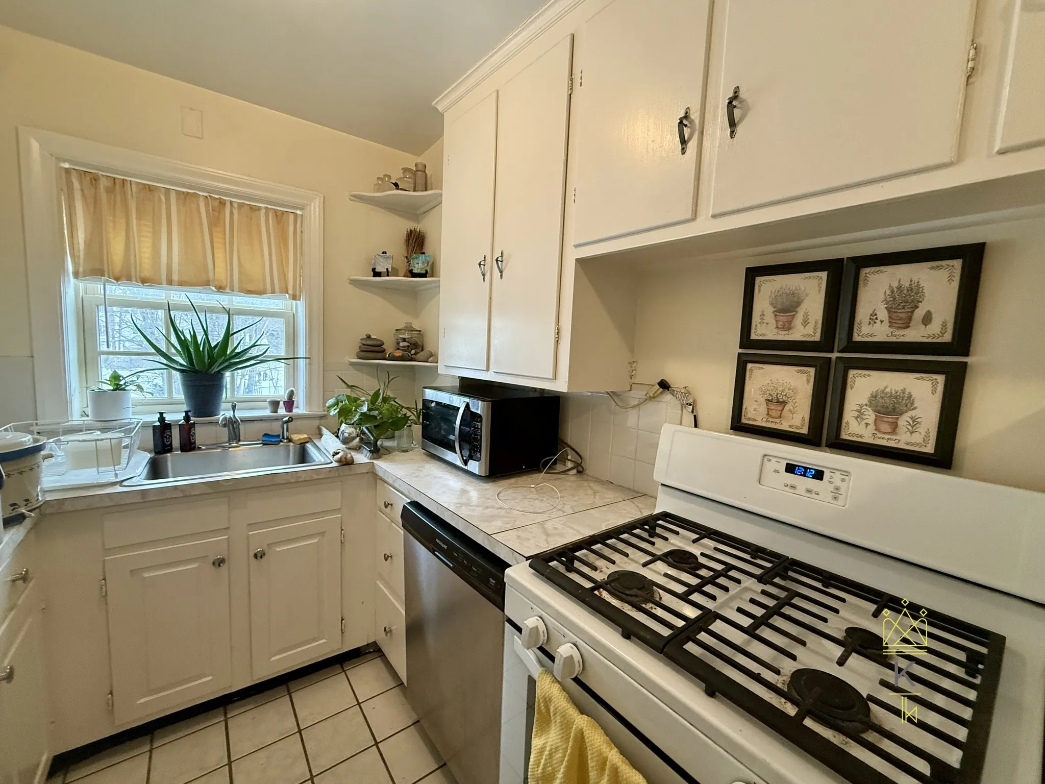 312 Washington St, Wellesley