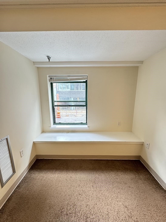 108 Peterborough St, Fenway