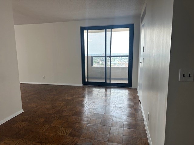 85 E India Row, Waterfront