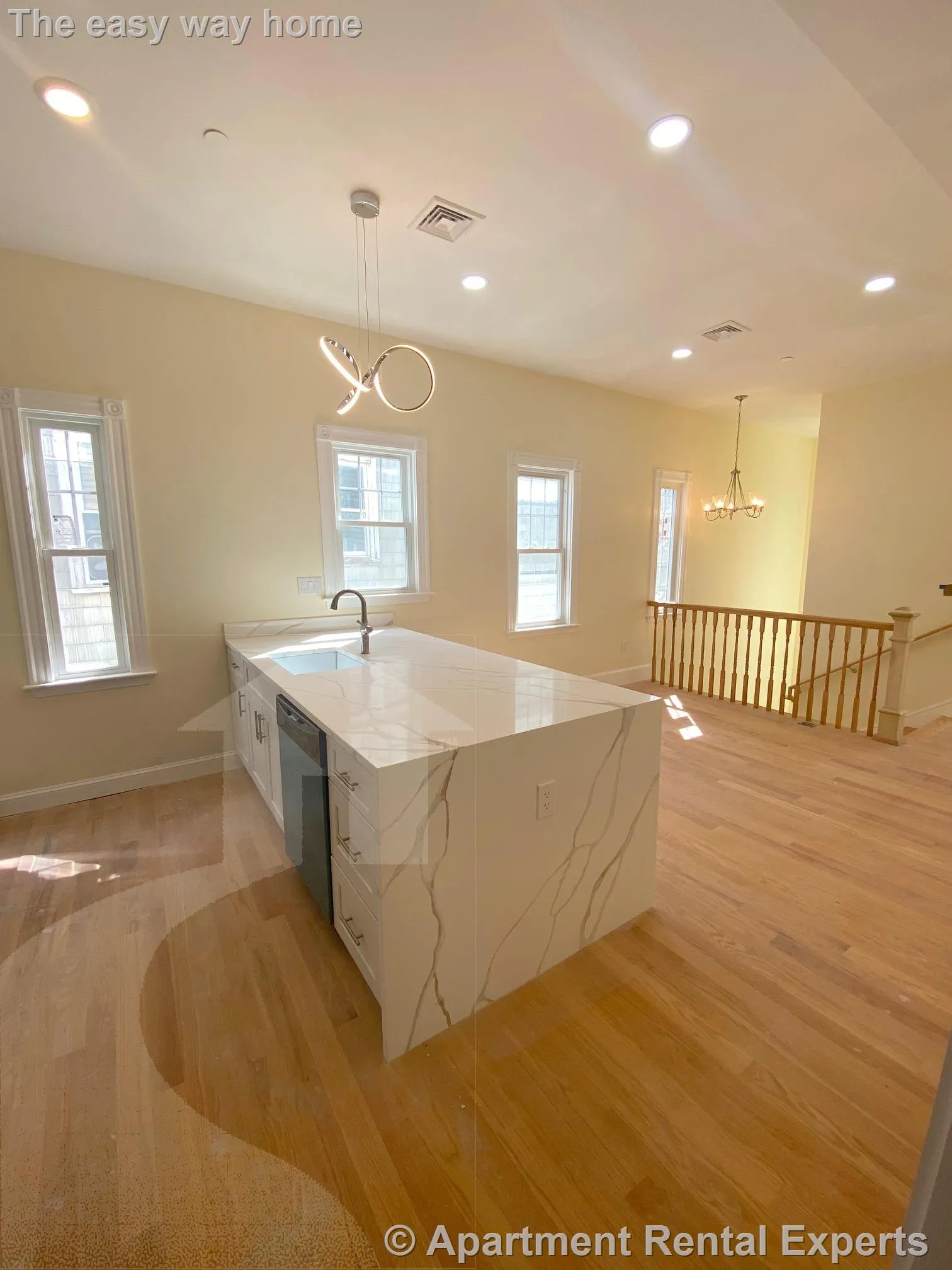 32 Putnam Ave, Riverside