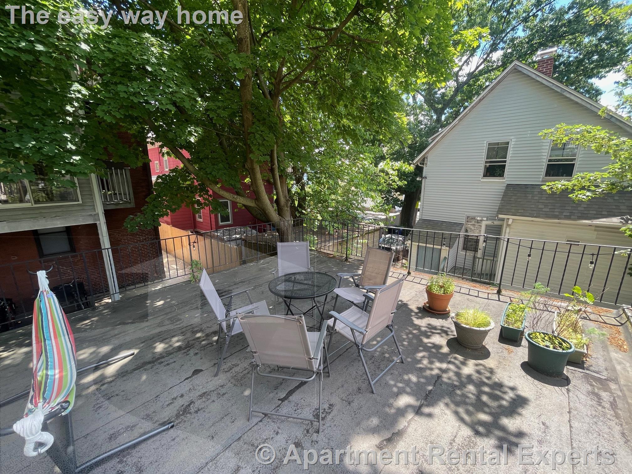 24 Ashland St, Porter Square