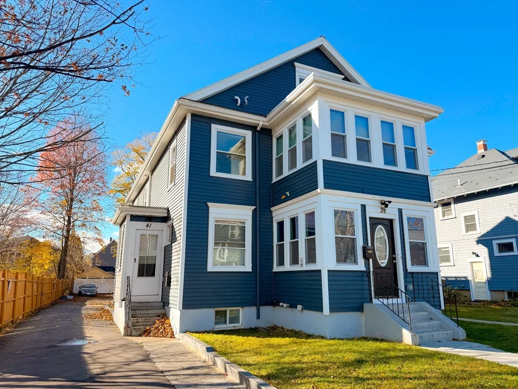 41 Pond St, Framingham