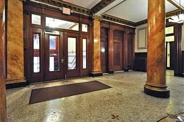 8 Garrison St, Back Bay