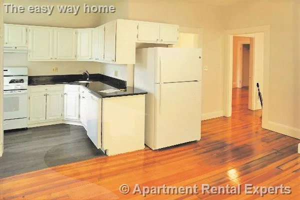 339 Beacon St, Porter Square