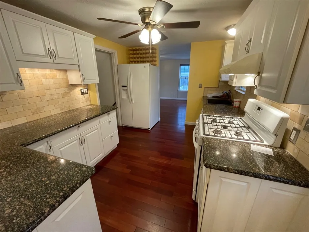 16 Bowstring Way, Marlborough