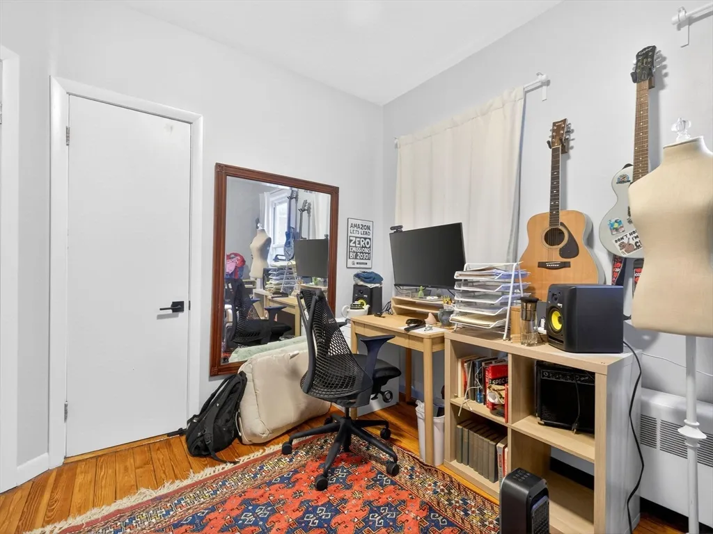 44 William St, Tufts University