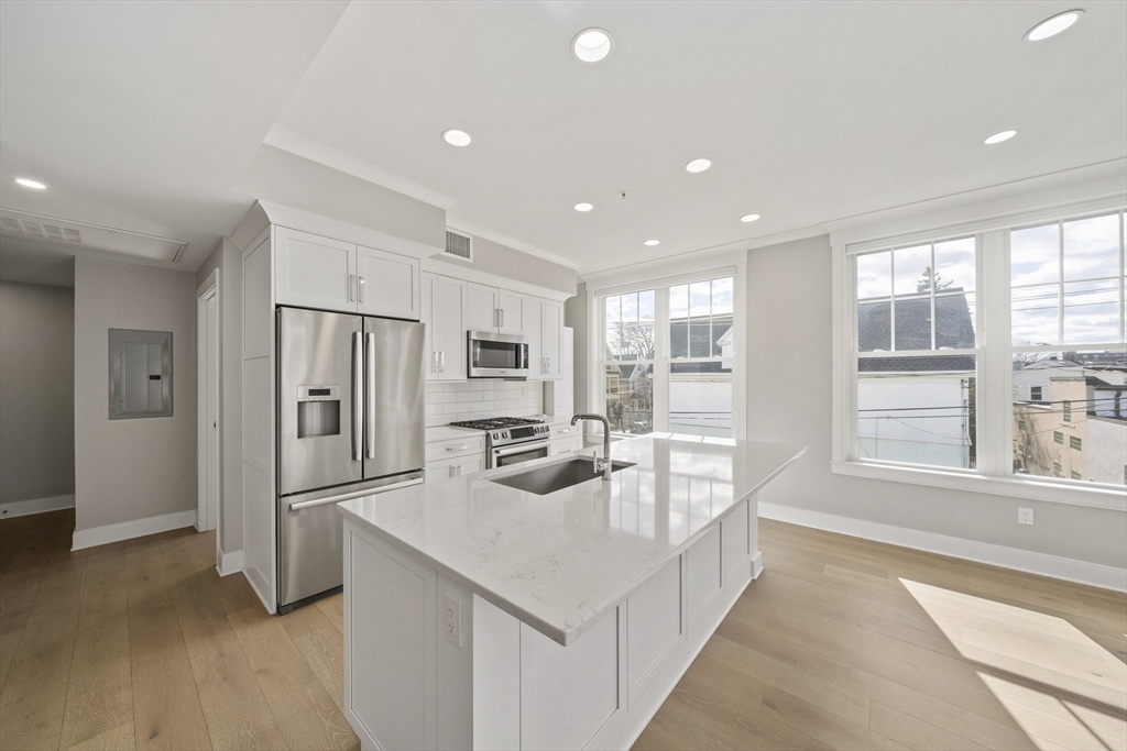 353 Summer St, Davis Square