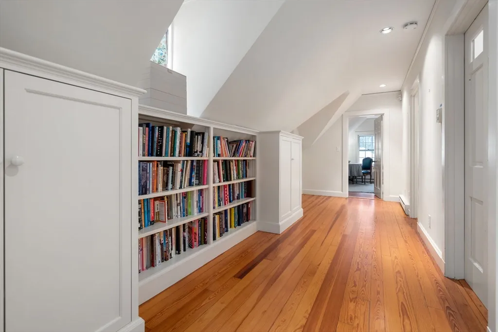 164 Forest St, Sherborn