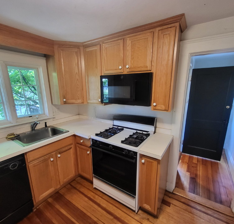 49 Willow St, Belmont