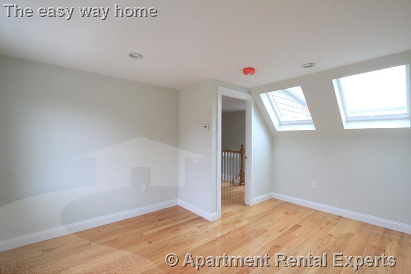 29 Elmwood St, Davis Square