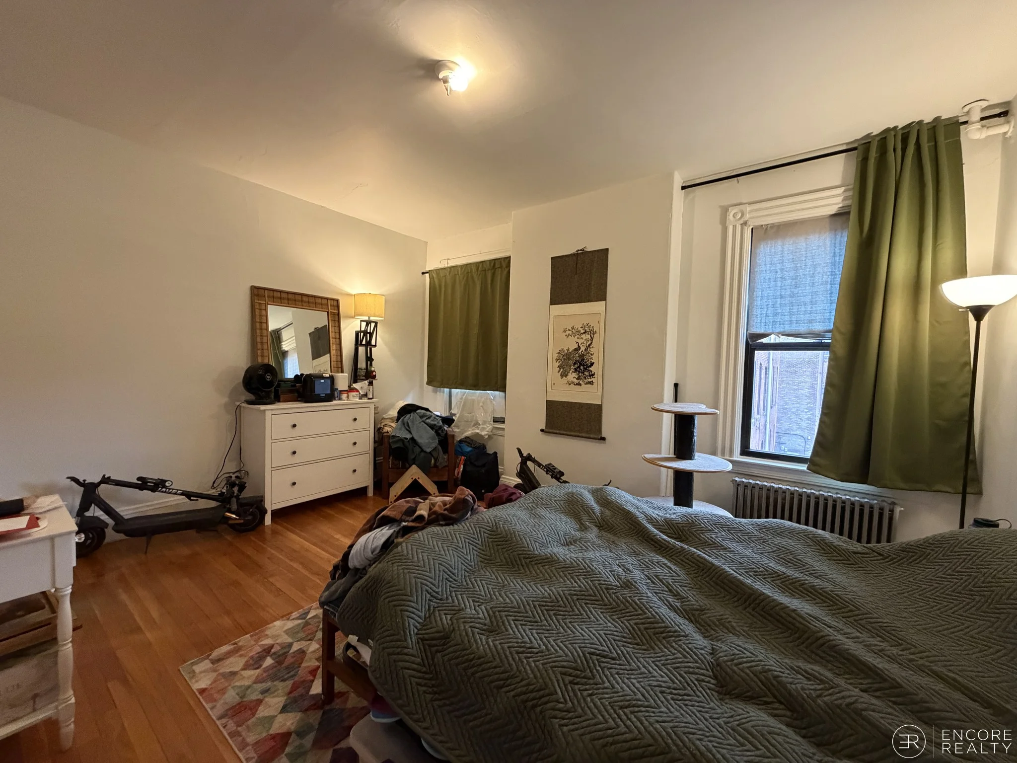 16 Davis Ave, Emerson Gardens