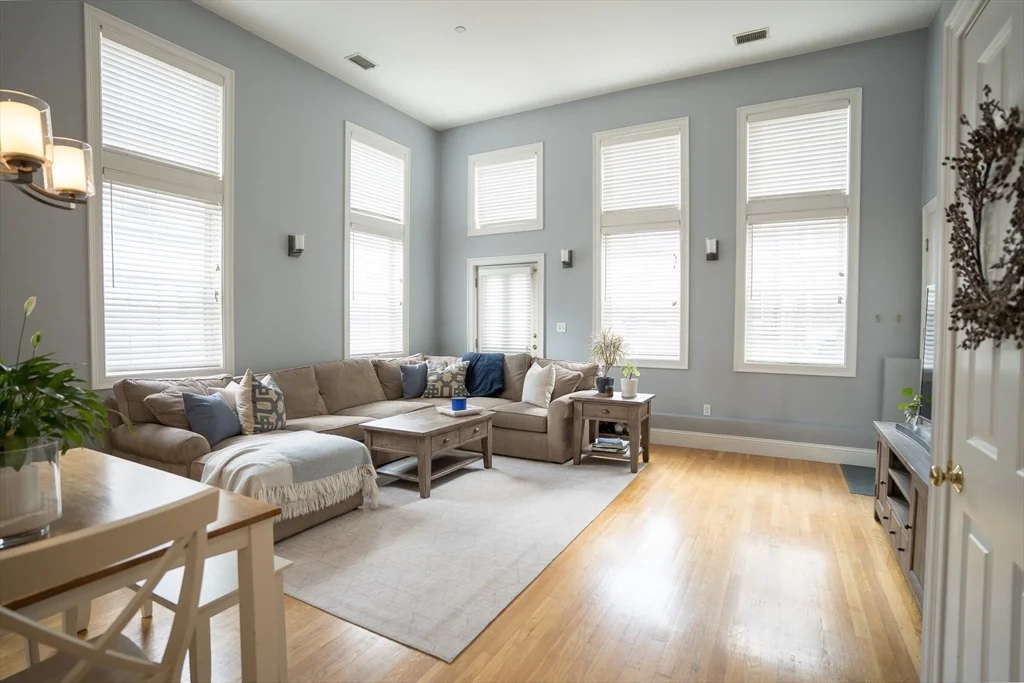 352 West 3rd St, South Boston