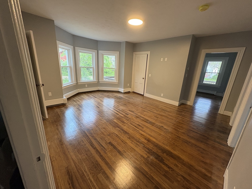 369 Tremont St, Taunton