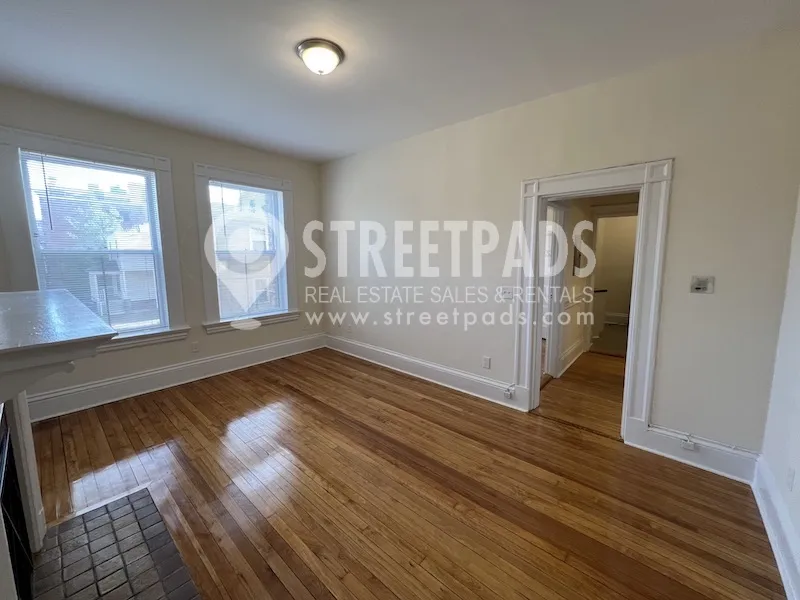 2 Ware St, Mid-Cambridge