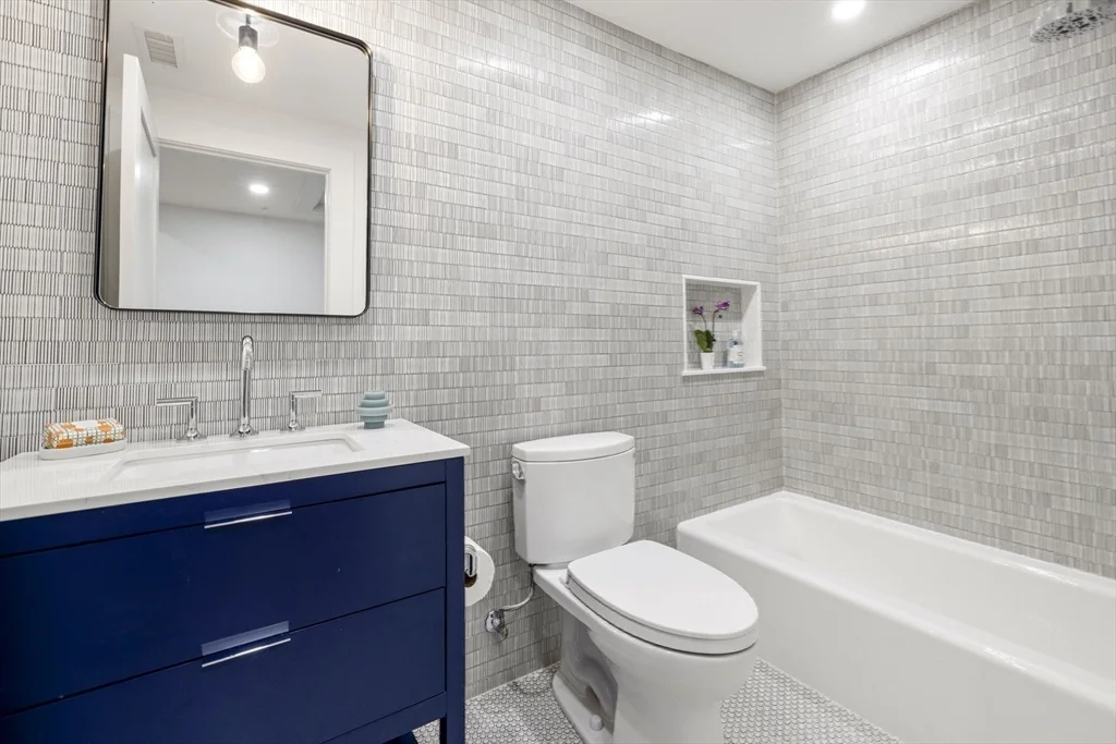 133 Spring St, East Cambridge