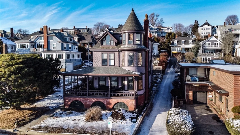 322 Humphrey St, Swampscott