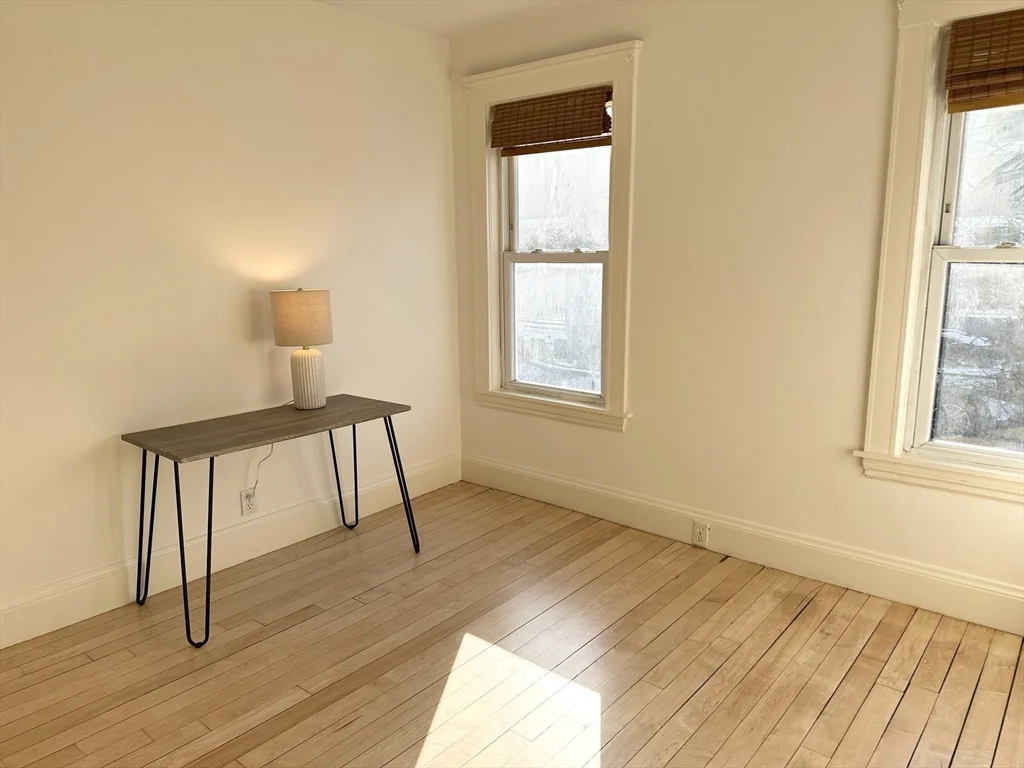 86 Fairmont St, East Arlington