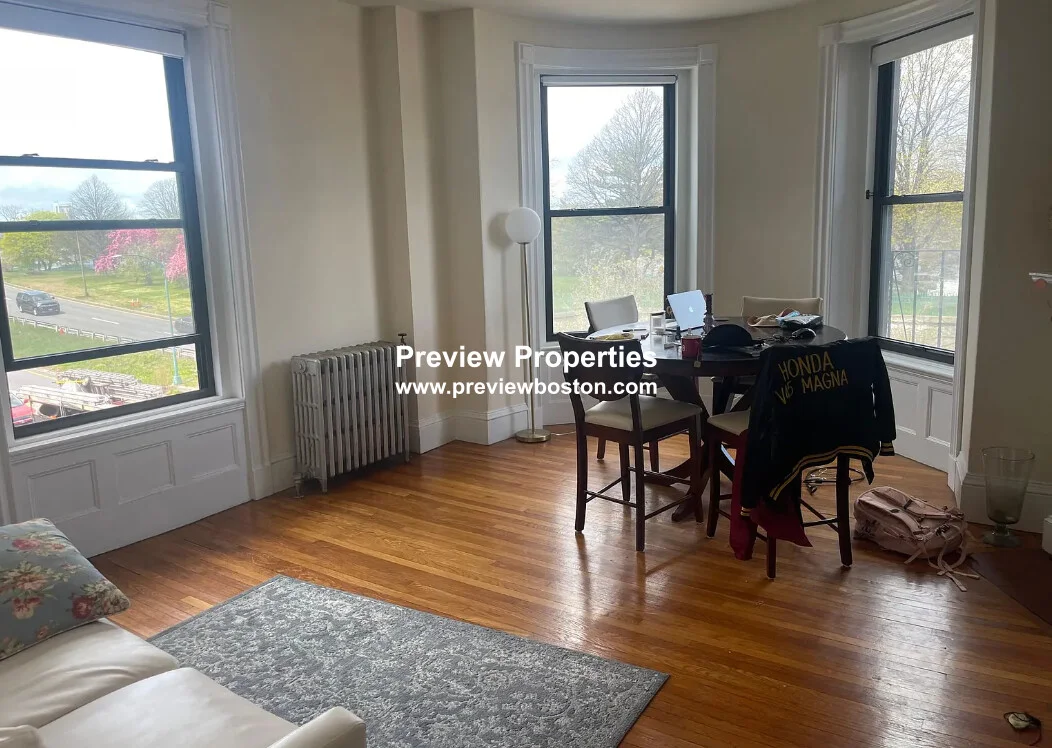 504 Beacon St, Back Bay