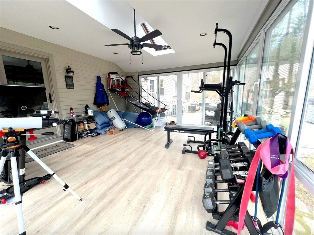 170 Saddle Hill Rd, Hopkinton