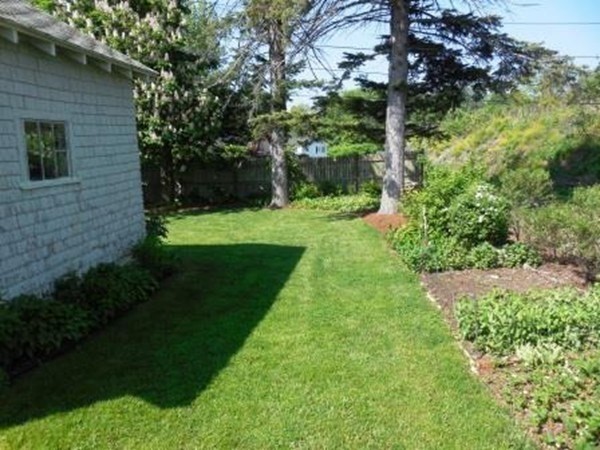 204 Massasoit Rd, Worcester