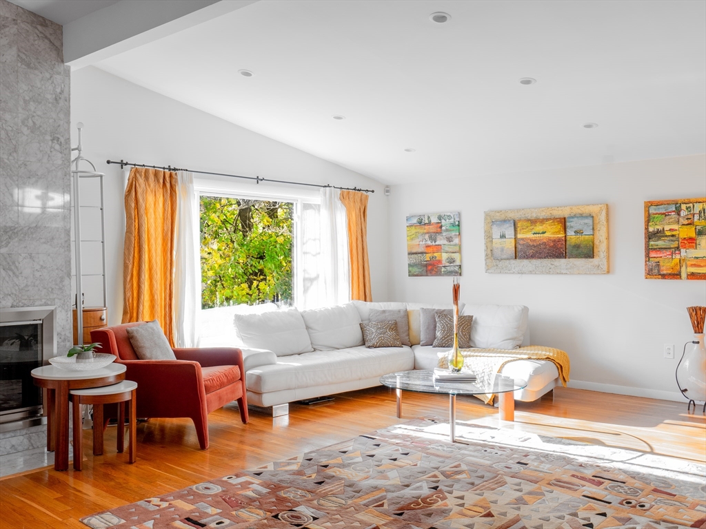 11 Mildred Rd, Newton