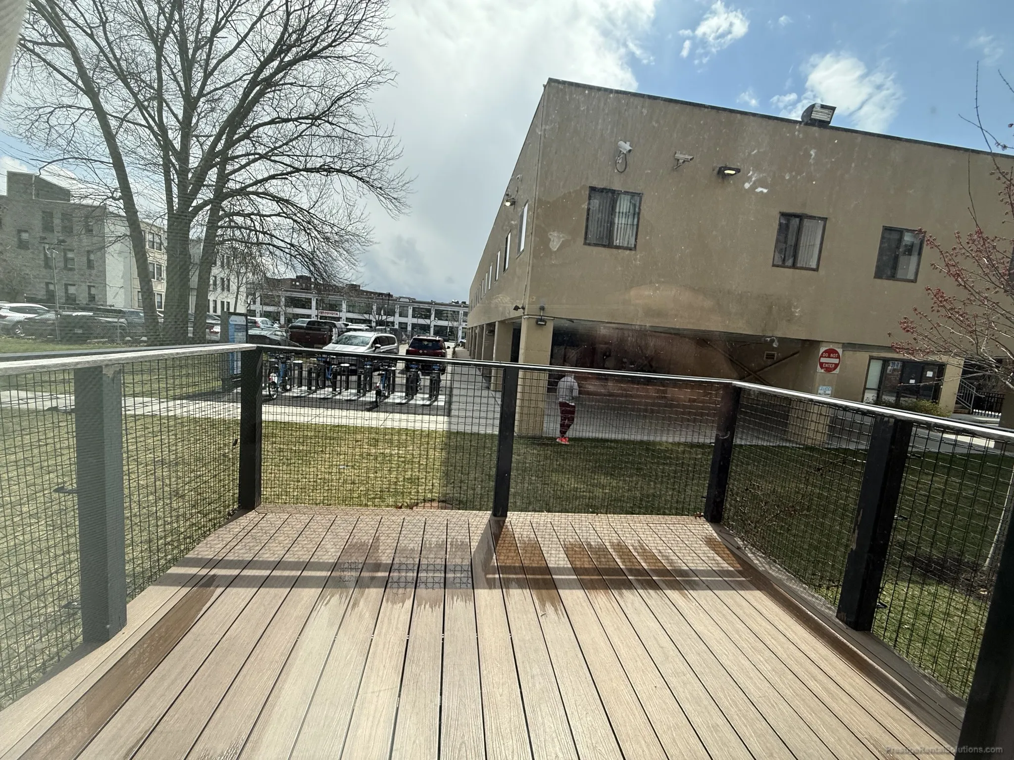 83 Gardner St, Allston
