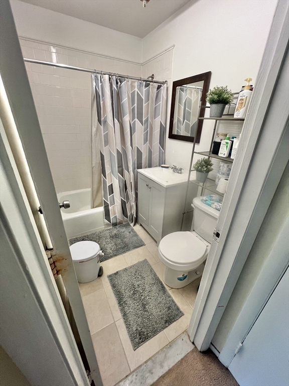 2 Shrewsbury Green Dr, Shrewsbury