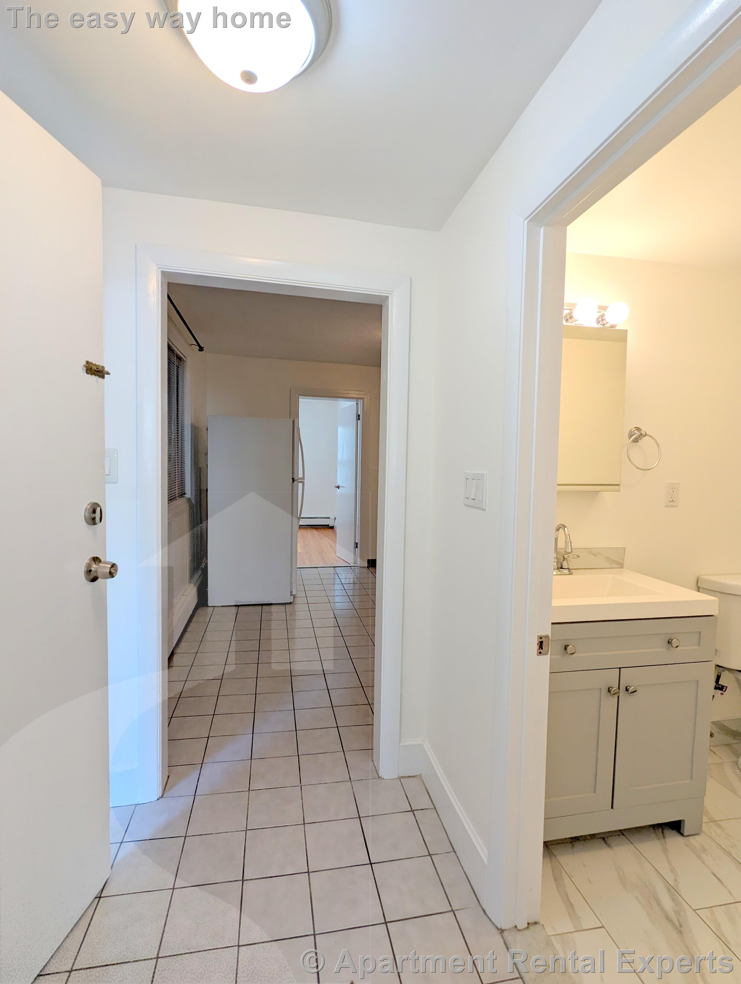 322 Lowell St, Magoun Square