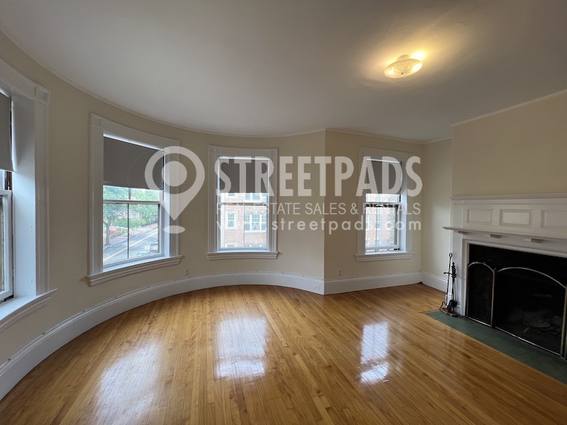 2 Ware St, Mid-Cambridge