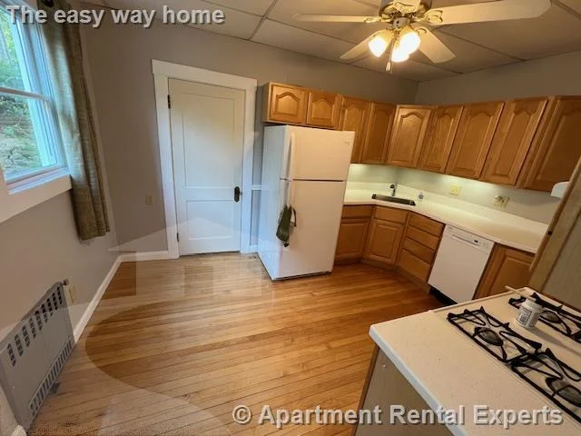 76 Powderhouse Blvd, Davis Square