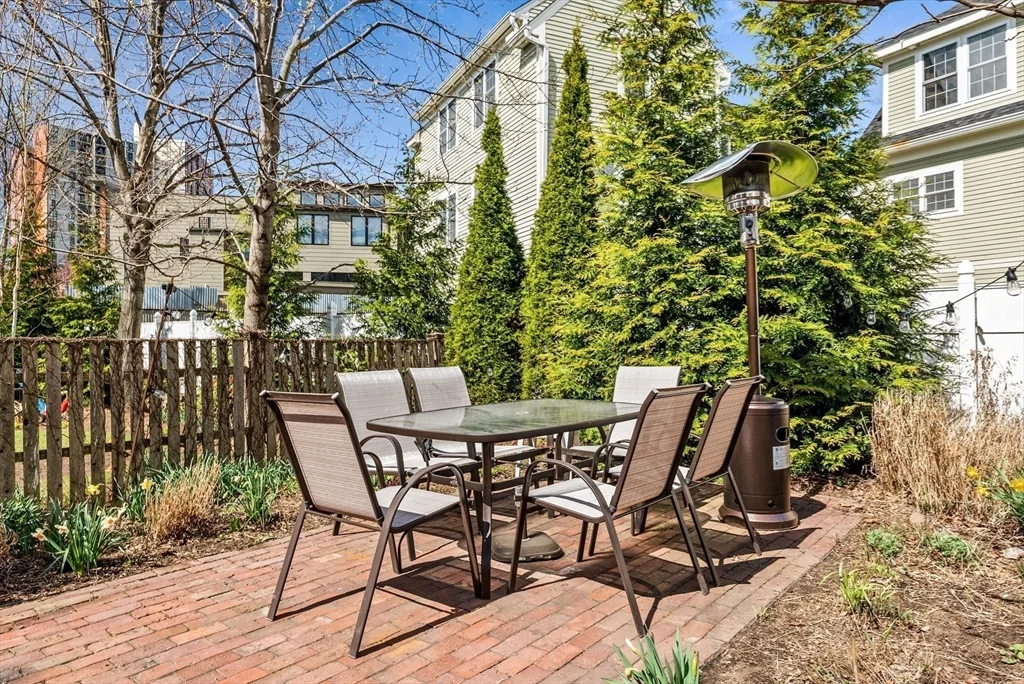 23 Fairmont Ave, Cambridgeport