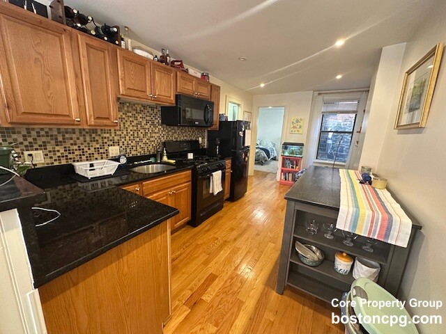 61 Joy St, Beacon Hill