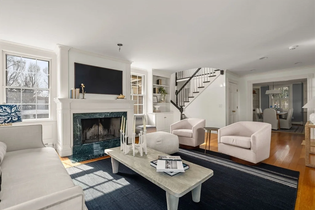 59 Harbor Ave, Marblehead Neck