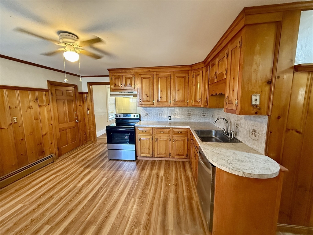 8 Northend Ave, Salem