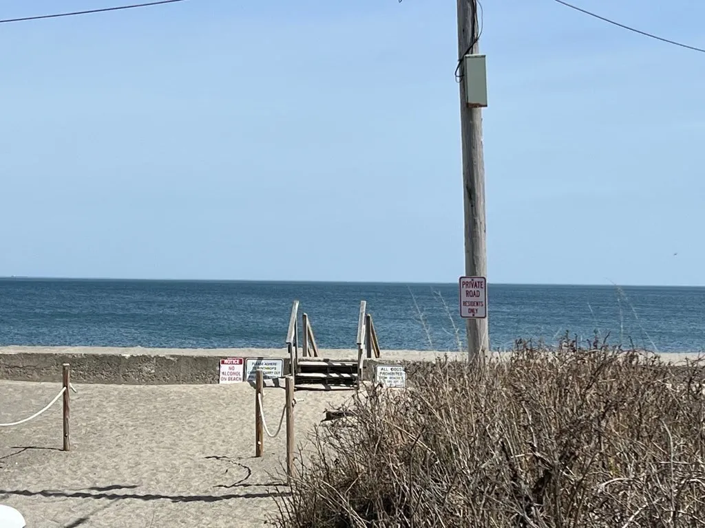 139 Bayview Ave, Winthrop