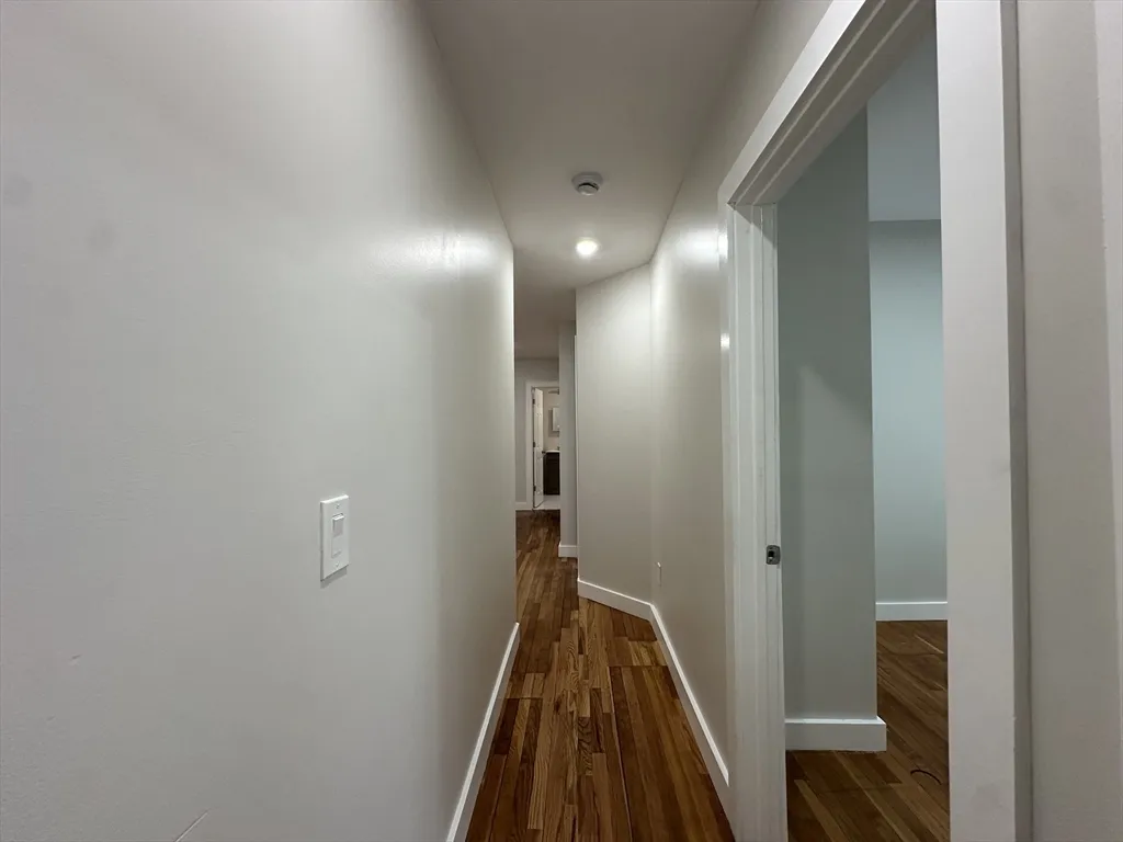 34-36 Abbotsfield St, Roxbury