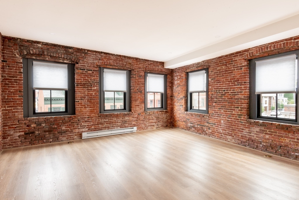 58 State, Newburyport