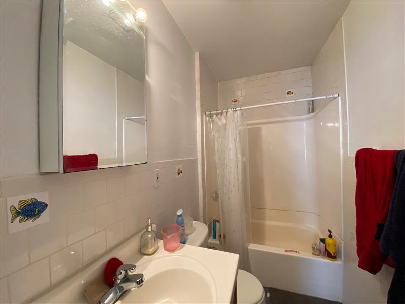 11 Cameron Ave, Teele Square