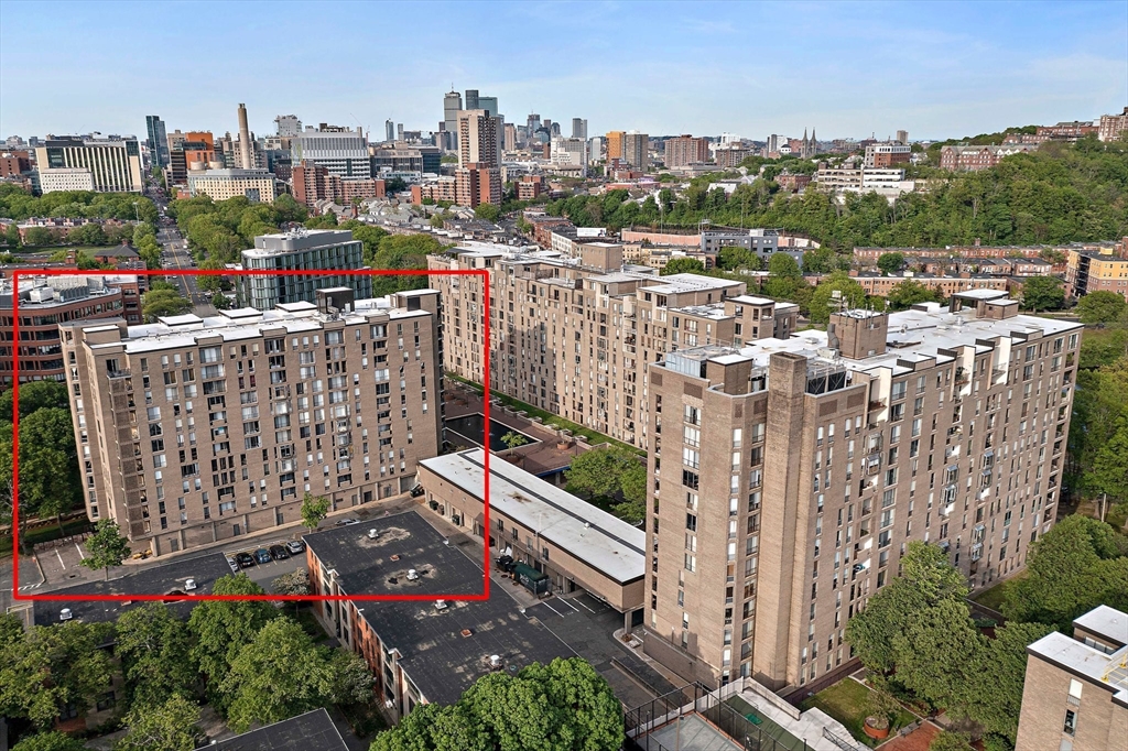 44 Washington St, Brookline Village