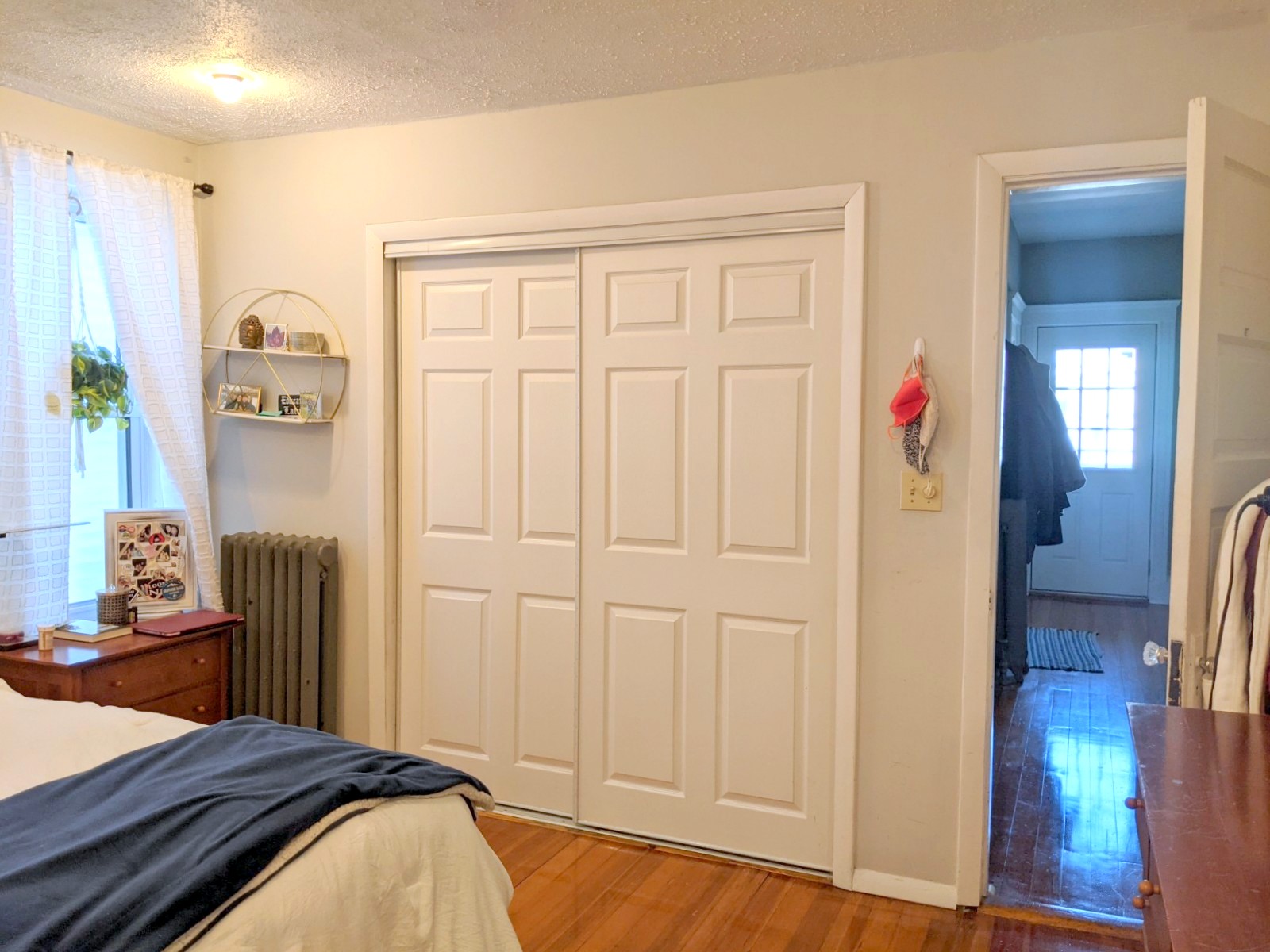 41 Belknap St, West Somerville