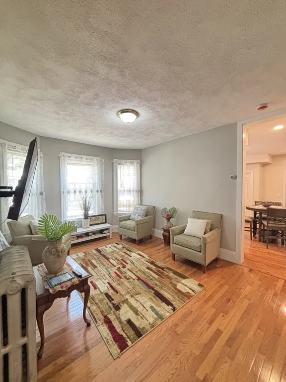 316 Western Ave, Riverside